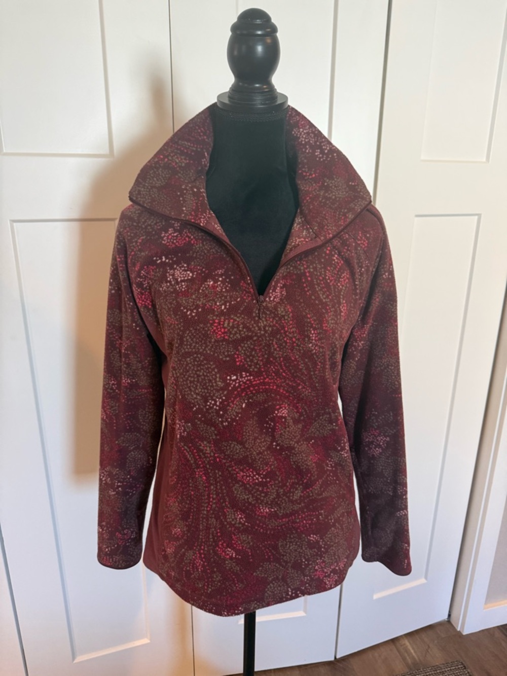 Columbia Women's Burgundy Patterned Fleece Jacket